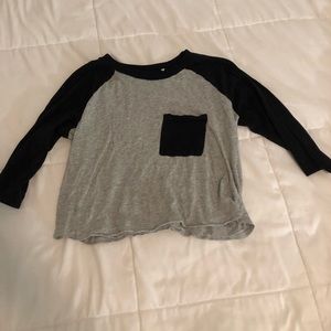 Cropped baseball tee